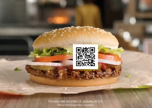 QR-код Burger King на телевизоре